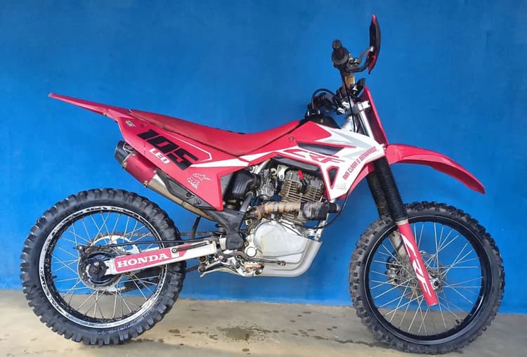 Moto bem conservada 