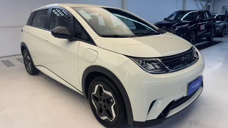 BYD Dolphin EV (Elétrico) 2025