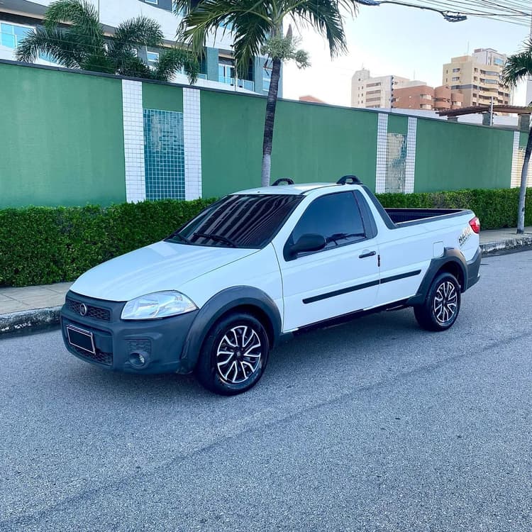 Fiat Strada Working Hard 1.4 Fire Flex 8V CS 2015