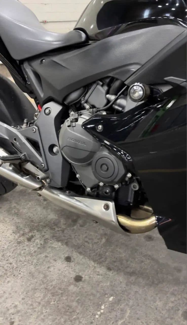 Cbr 600f hornet 