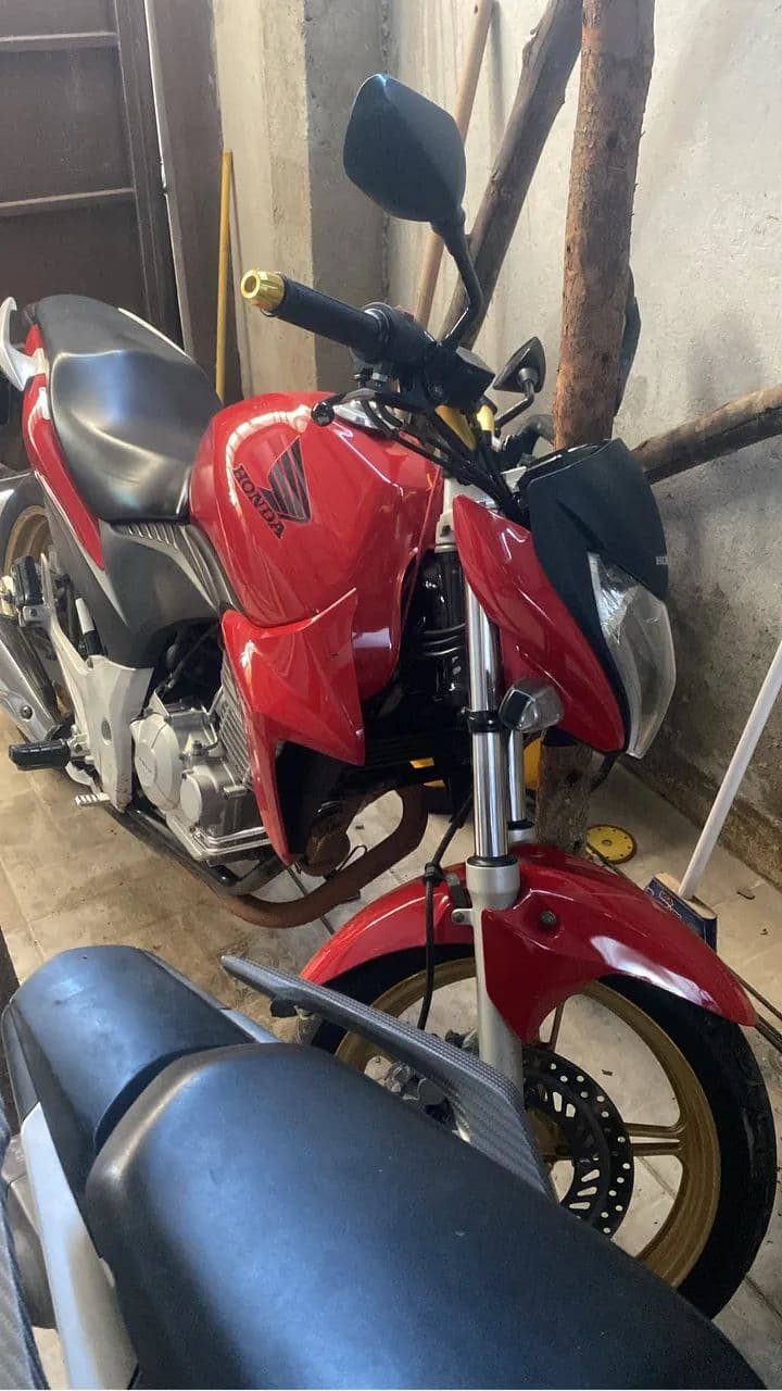 Honda CB 300R