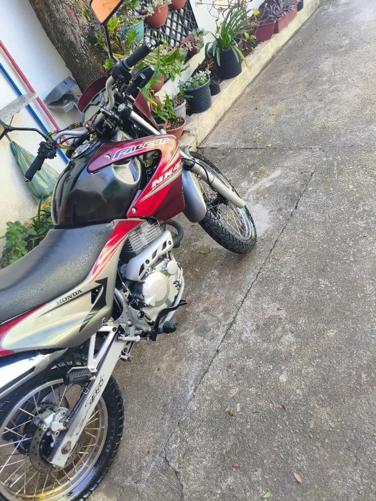 FALCON 400 
