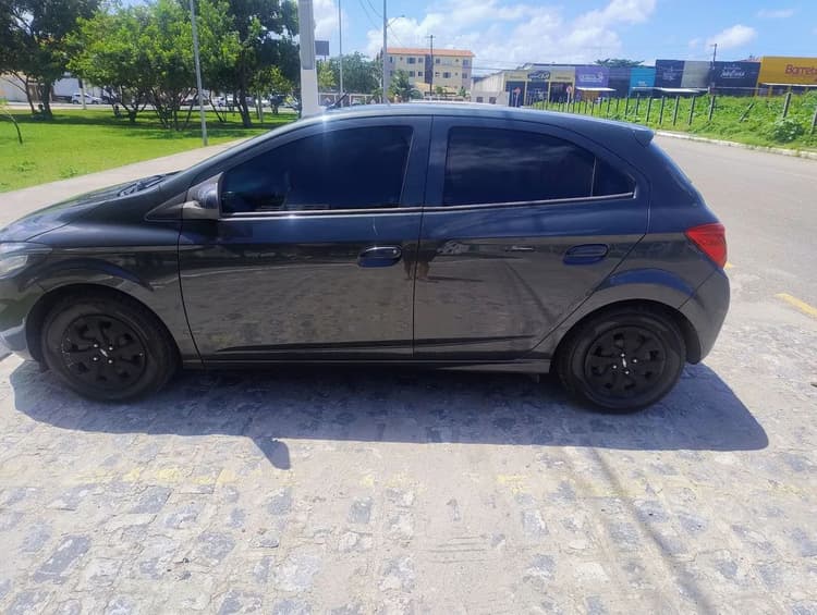 Chevrolet Onix Hatch LT 1.0 8V Flex Mec. 4P 2017