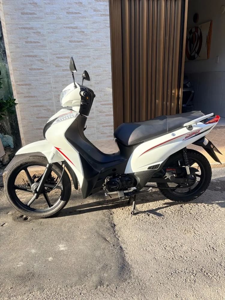 Jet 50 S emplacada 