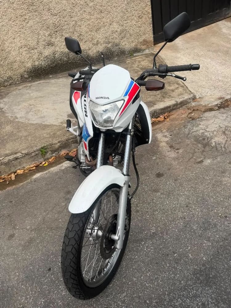 FALCON 400I 2015
