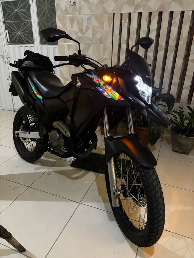 XRE 300 2019 EXTRA