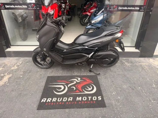 Yamaha N-max 2024