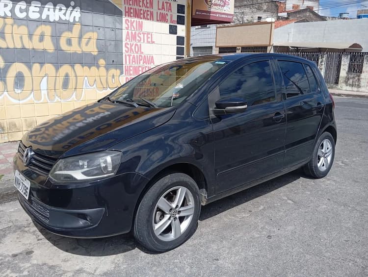 Volkswagen Fox 1.0 MI Total Flex 8V 5P 2012