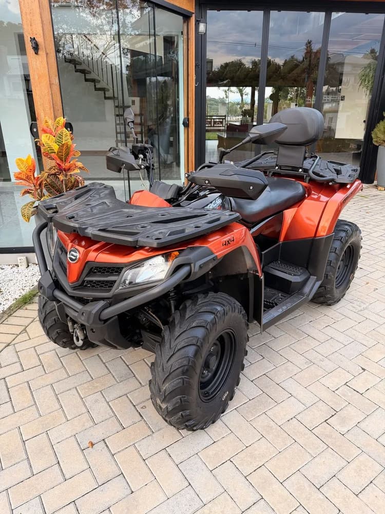 Quadriciclo Cforce 520L 4x4 - 2019