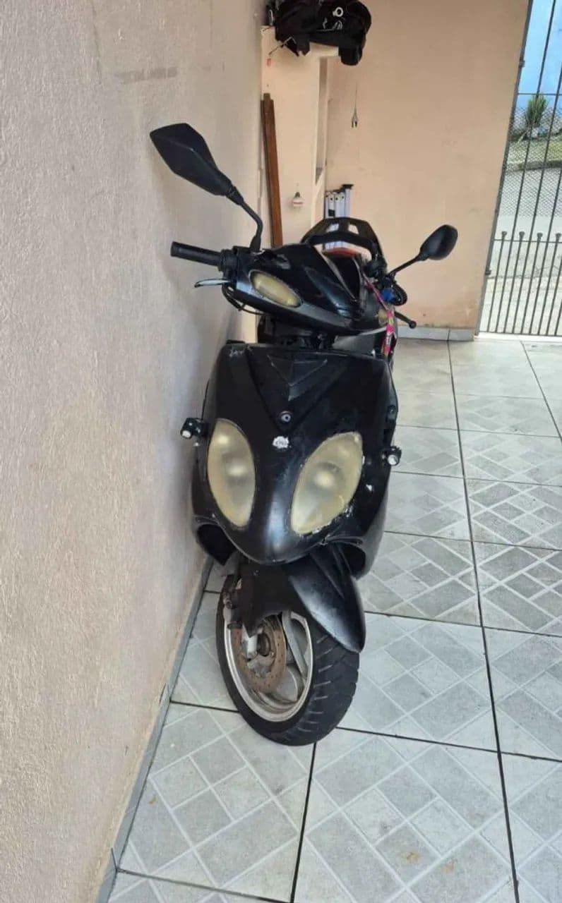 Moto sundown future 