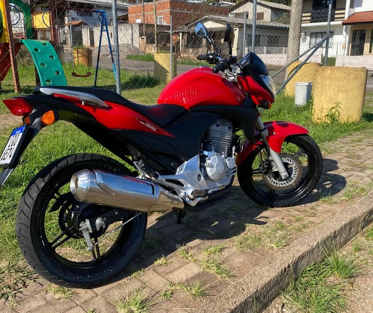 Cb300 