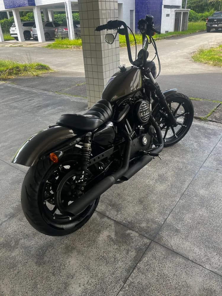 Harley Davidson 883 IRON