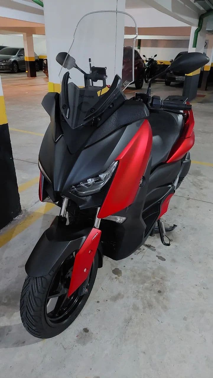 XMax Impecável 