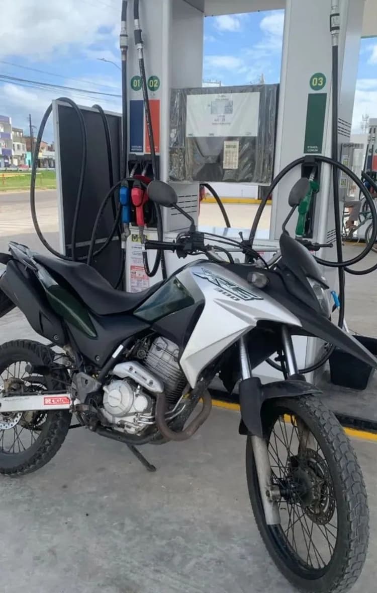 Vendo xre 2018