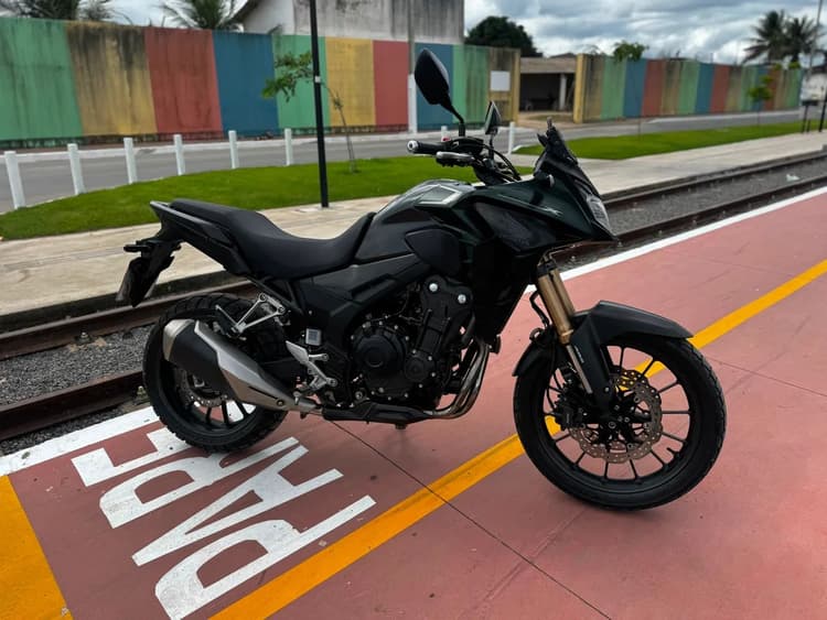 Moto muito conservada 