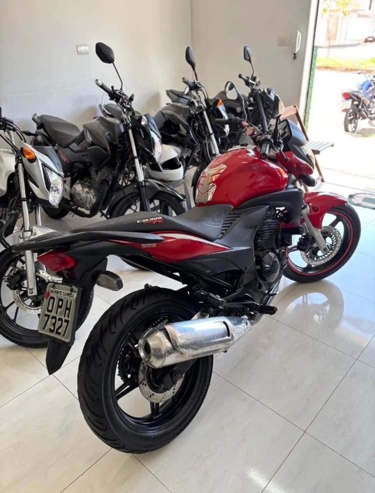 Cb300