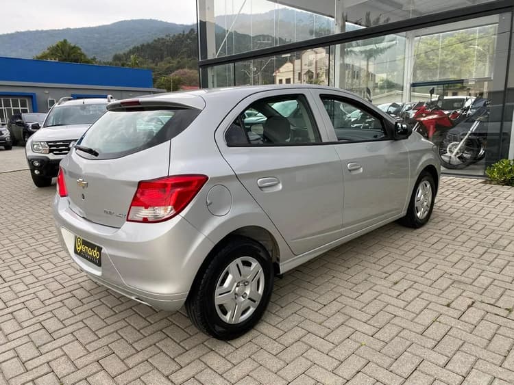 Chevrolet Onix JOY Hatch 1.0 8V Flex Mec. 4P 2017