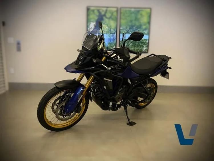 SUZUKI V-STROM 800 DE 2025