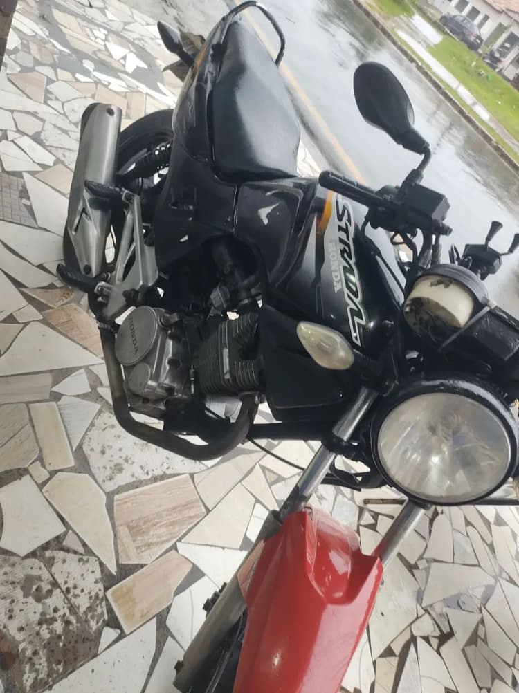 Moto Strada 200