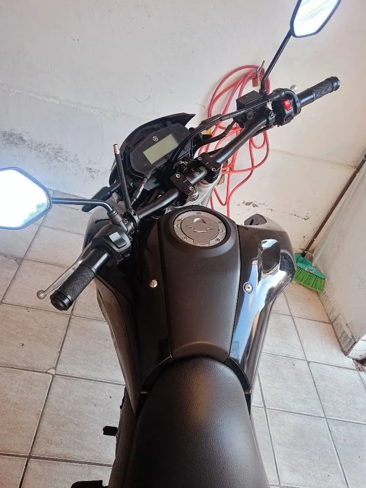 Yamaha lander 250 conservada 