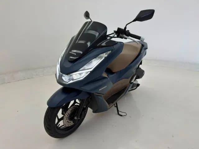 Honda PCX 160 DLX ABS