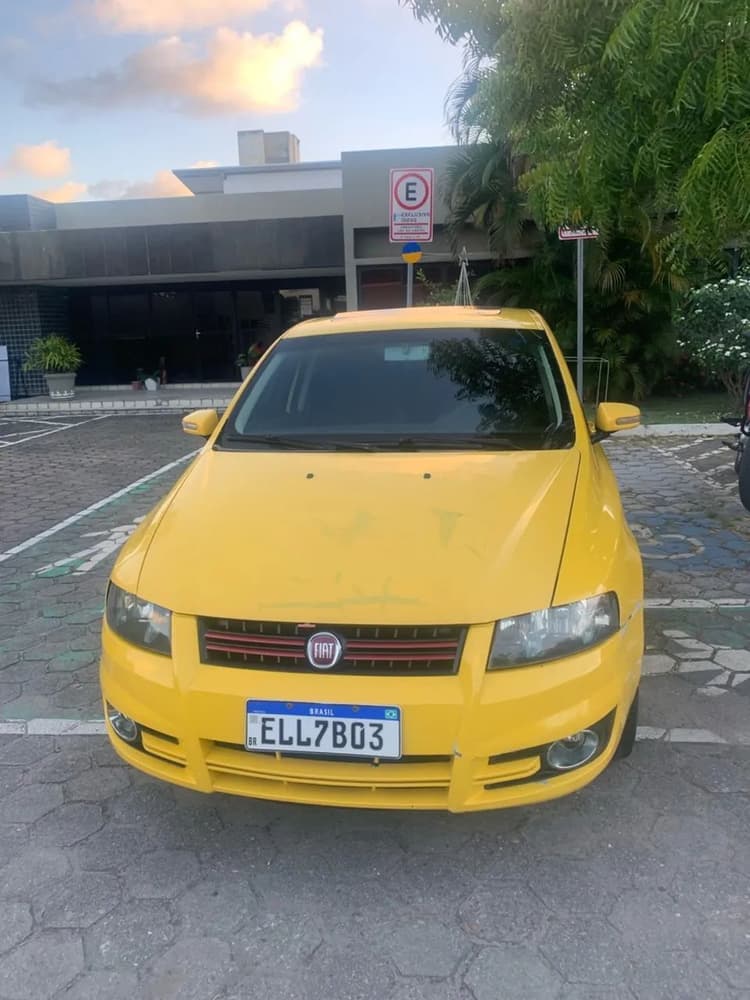 Fiat Stilo Dualogic 1.8 Sporting Flex 8V 5P 2010