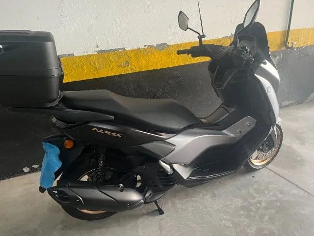 Nmax 2025 semi nova - 1.646 km