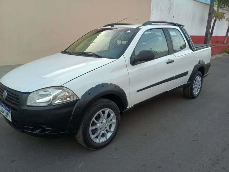 Fiat Strada Working Celeb.1.4 Fire Flex 8V CD 2013