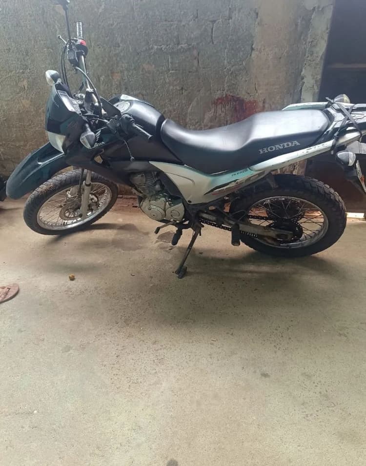 Vende-se 9.000