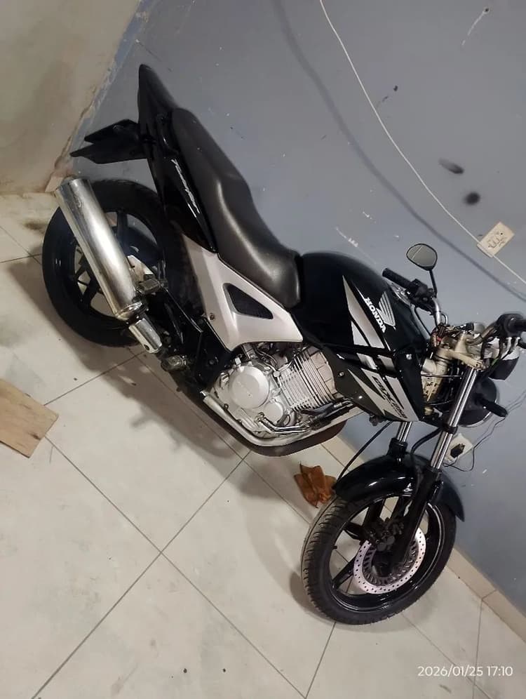 Vende se Twister 
