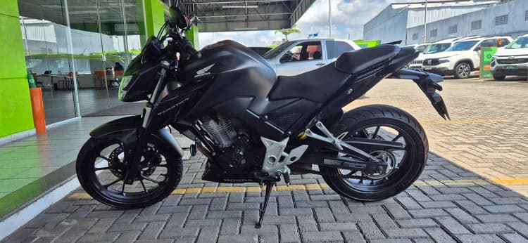 CB 300F TWISTER