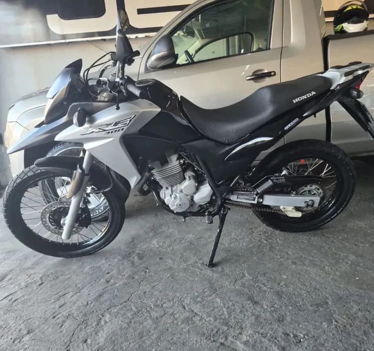Xre 300