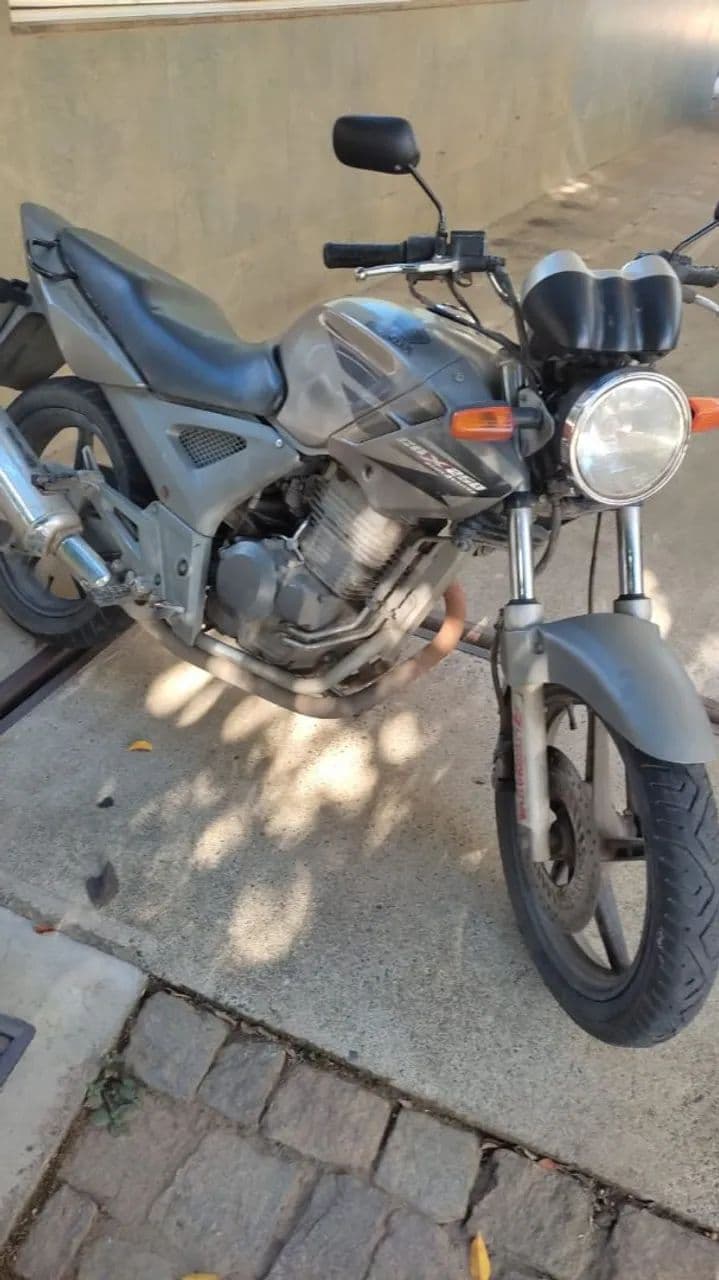 Cbx 250 2008