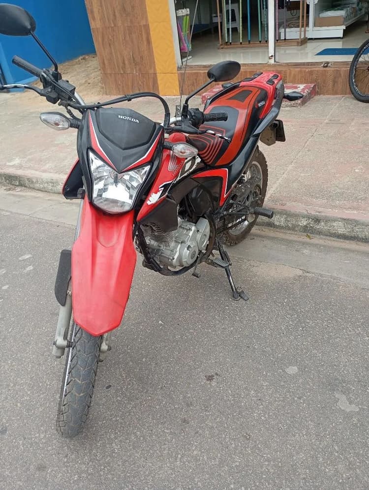 Vende se Bros 160