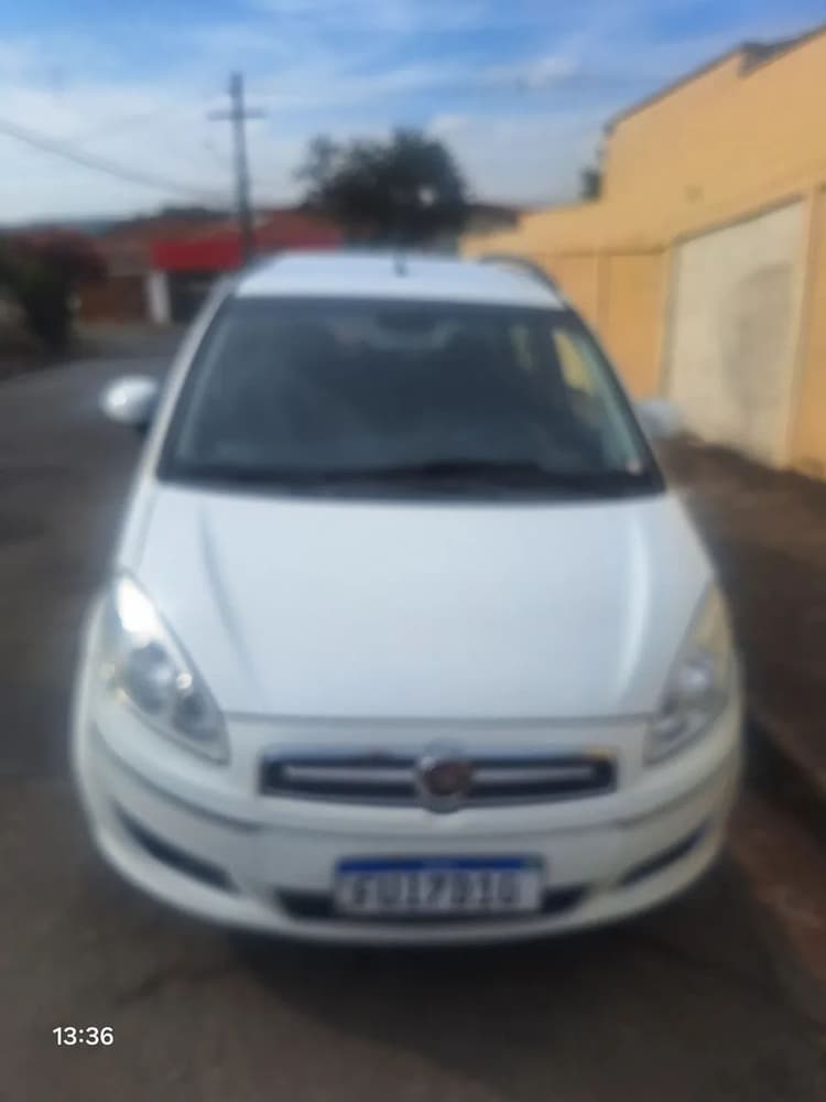 Fiat Idea Essence 1.6 Flex 16V 5P 2016