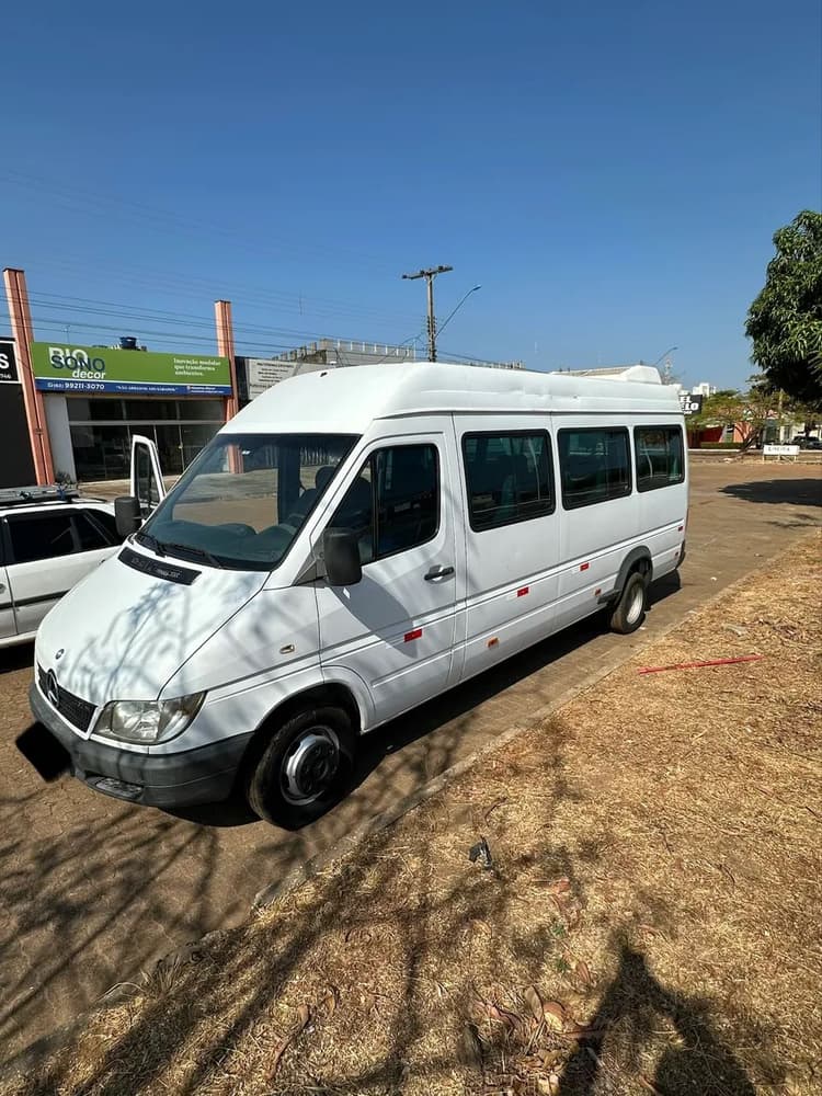 Mercedes-Benz Sprinter 413 Van Luxo 2.2 16 E 20L Dies 2010