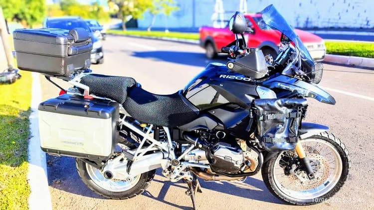 GS 1200 PREMIUM 