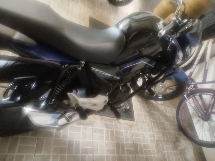 Vendo muito conservada luxo 