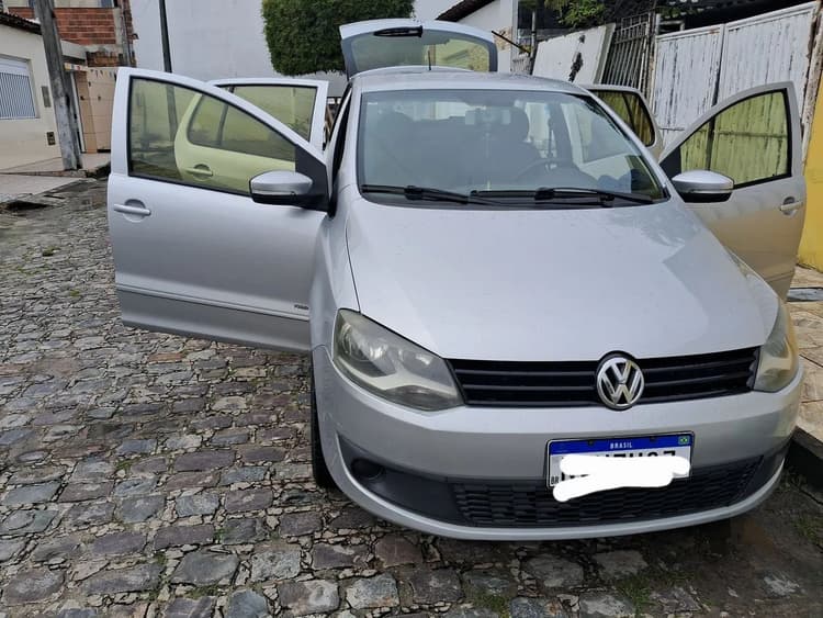 Volkswagen Fox 1.6 MI Total Flex 8V 5P 2012