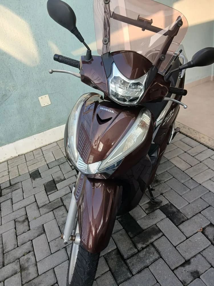 Sh 300i