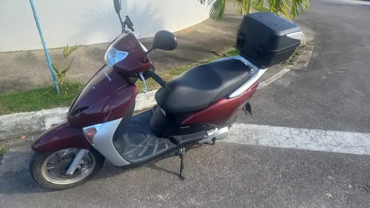 HONDA LEAD 110.  SUPER CONSERVADA
