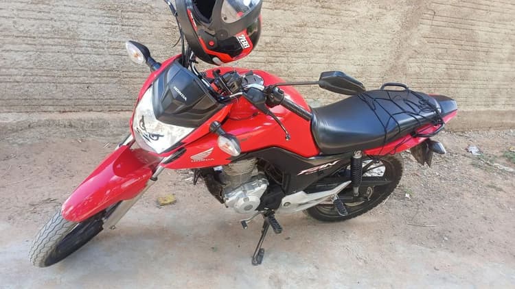 Moto em boa conservação 
