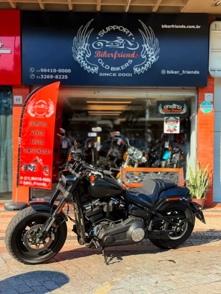 HARLEY DAVIDSON FAT BOB 2019