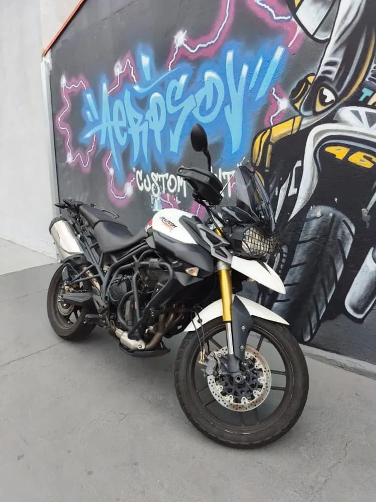 Tiger  800 Ano 2015
