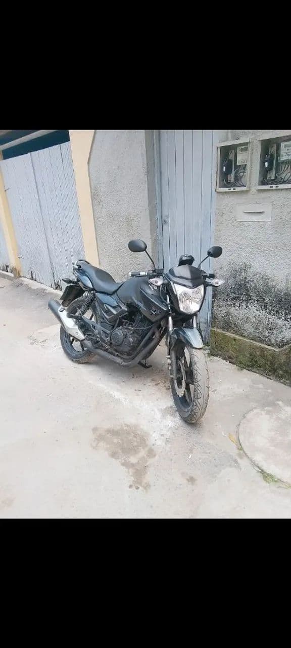 DAFRA APACHE RTR 150CC TVS