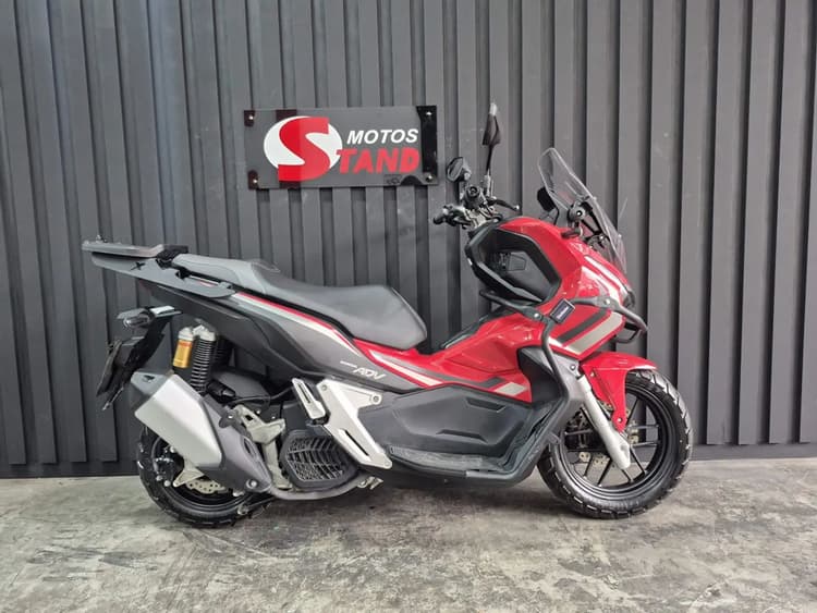 Honda ADV 700 cc 