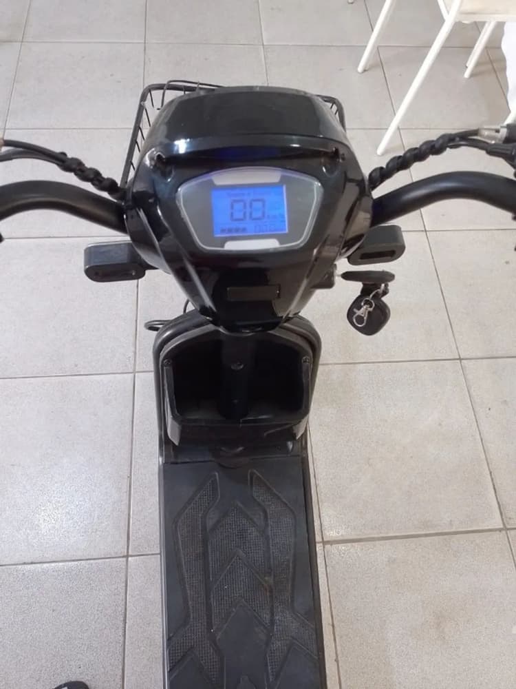 CICLOMOTOR VITTE PRETA