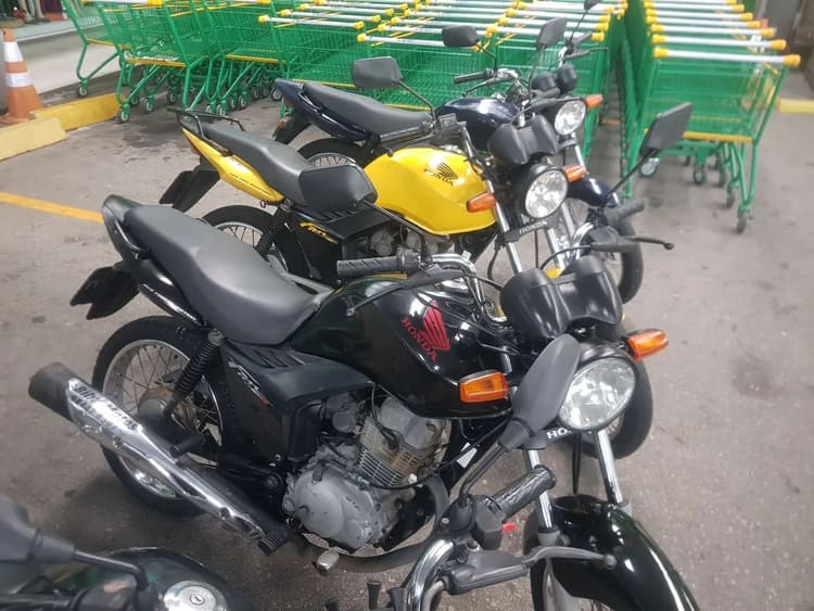 Moto para locação 