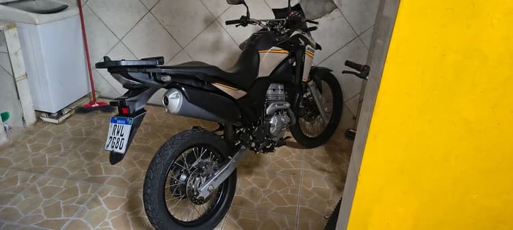 XRE 300 Adventure 