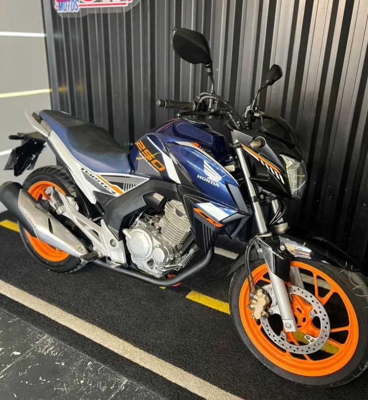 Cb 250 Extra edição especial 